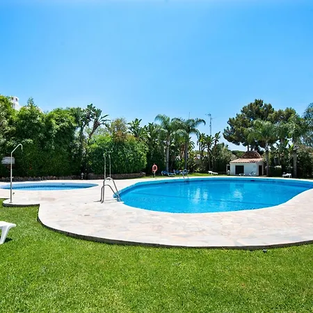 Benavista 2 By Asola Apartment *